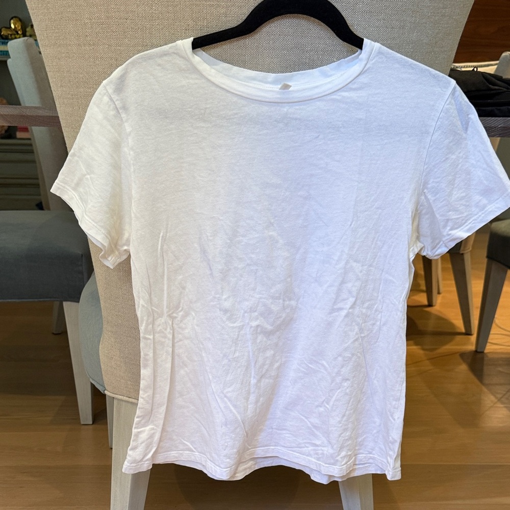 Elegant White Short Sleeve Women's Tee